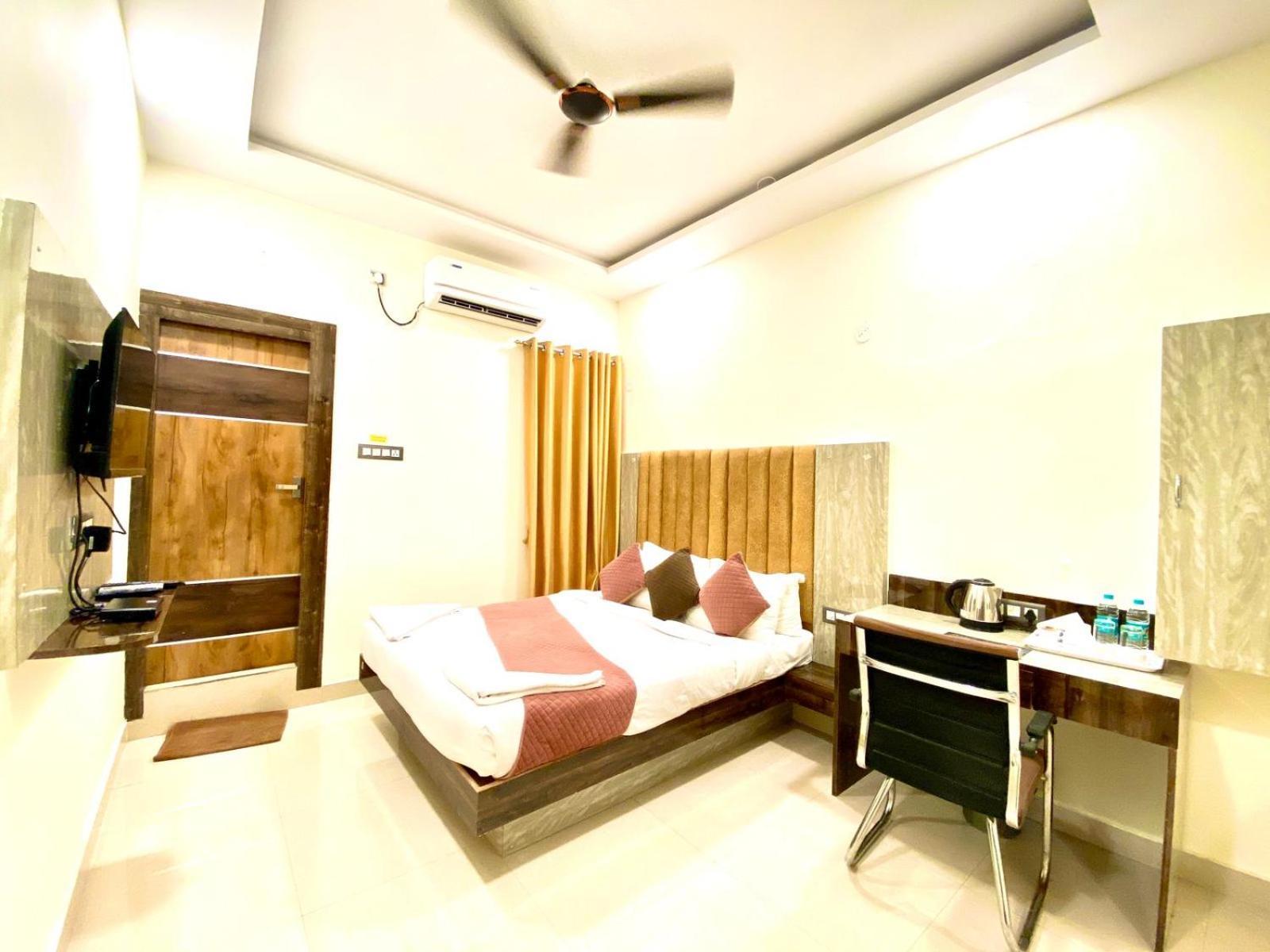 Hotel Sky International- Airport Zone Hyderabad Shamshabad Exterior photo