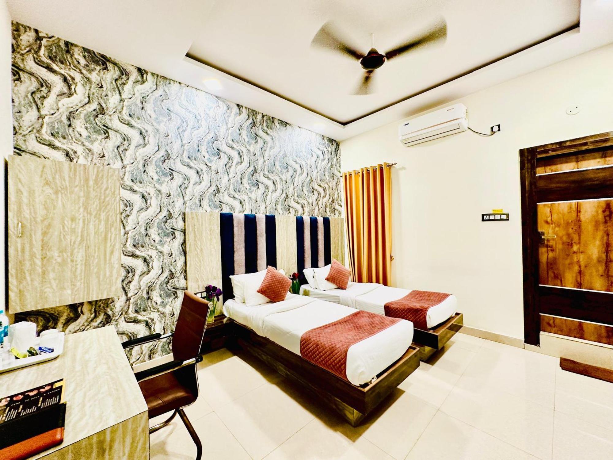 Hotel Sky International- Airport Zone Hyderabad Shamshabad Exterior photo