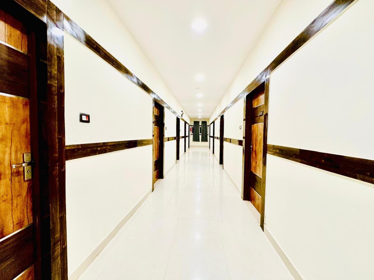Hotel Sky International- Airport Zone Hyderabad Shamshabad Exterior photo