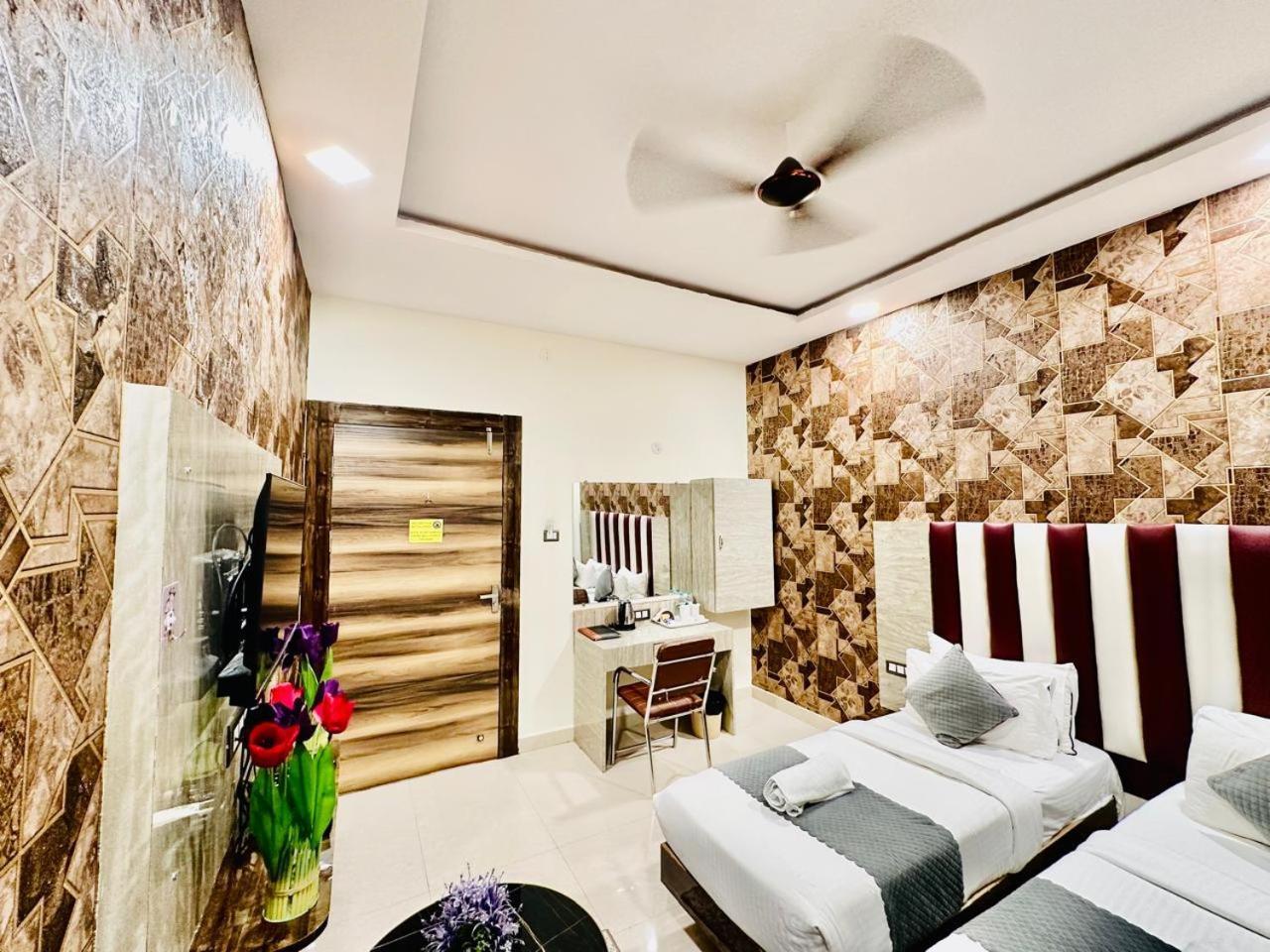 Hotel Sky International- Airport Zone Hyderabad Shamshabad Exterior photo